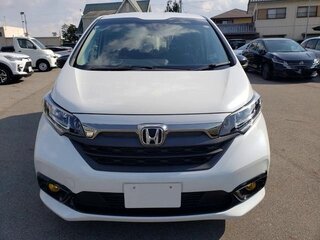 2022 Honda Freed+ II Рестайлинг, белый, 1288000 рублей, вид 2