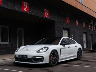 2020 Porsche Panamera 4S E-Hybrid II Рестайлинг, белый, 7100000 рублей, вид 1