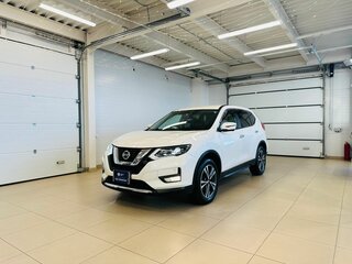2017 Nissan X-Trail III, белый, 2599900 рублей, вид 2