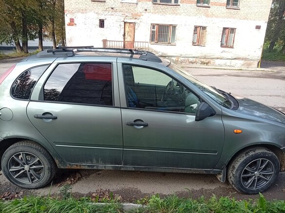 2011 Lada (ВАЗ) Kalina I, серебристый, 205000 рублей - вид 2