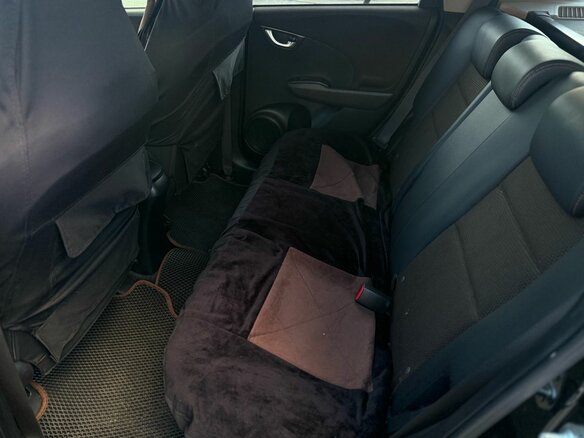 2012 Honda Fit Shuttle I, чёрный - вид 13