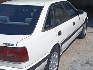 1988 Mazda 626 III (GD), белый, 200000 рублей, вид 4
