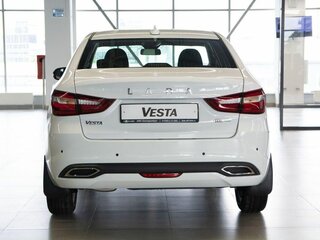 2026 Lada (ВАЗ) Vesta I Рестайлинг (NG), белый, 1581000 рублей, вид 5