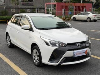2021 Toyota Yaris L XP150 Рестайлинг, белый, 1030000 рублей, вид 3