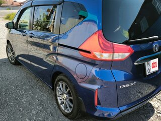 2019 Honda Freed+ II, синий, 1550000 рублей, вид 5