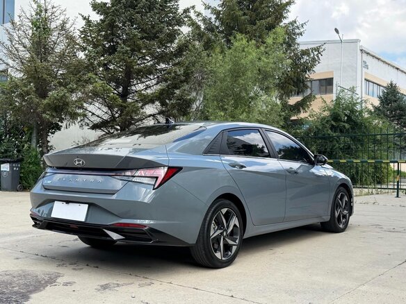 2023 Hyundai Elantra VII (CN7), серый, 1596000 рублей - вид 5