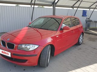 2008 BMW 1 серии 116i I (E81/E82/E87/E88) Рестайлинг, красный, 750000 рублей, вид 3