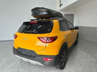 2022 Kia KX1, жёлтый, 1957000 рублей, вид 4