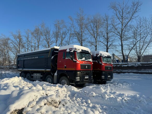 2023 Sinotruk Sitrak C7H, красный, 9000000 рублей