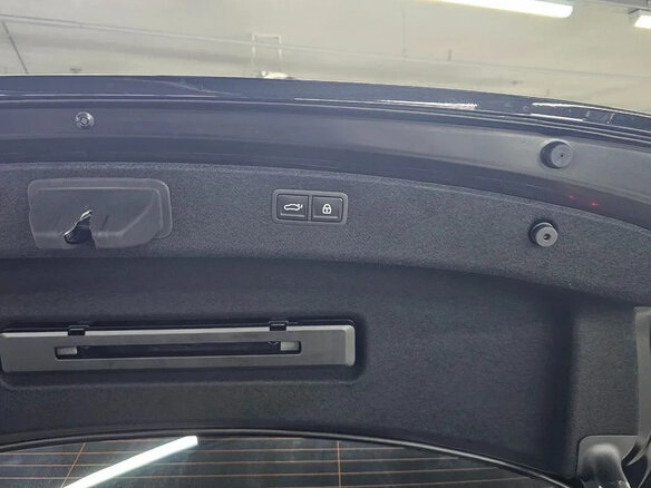 2026 Genesis G80 II Рестайлинг, чёрный, 8909412 рублей - вид 18