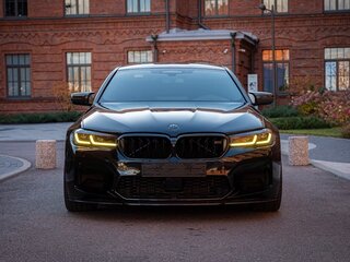 2020 BMW M5 Competition VI (F90) Рестайлинг, чёрный, 10099999 рублей, вид 3