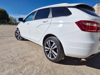 2019 Lada (ВАЗ) Vesta SW I, белый, 1050000 рублей, вид 4
