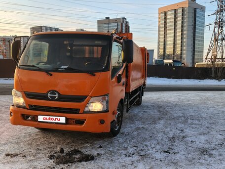 2015 Hino Series 300, оранжевый, 2900000 рублей, вид 2