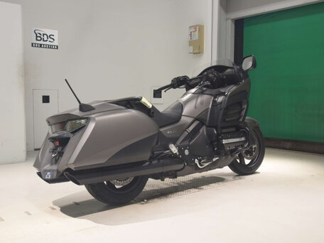 2015 Honda GL 1800 Gold Wing, серый, 1300000 рублей, вид 5