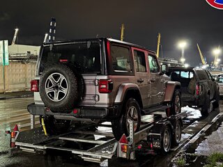 2021 Jeep Wrangler IV (JL), серебристый, 4700000 рублей, вид 3