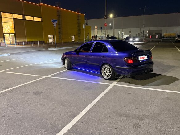 2002 Nissan Almera II (N16), синий, 550000 рублей - вид 12