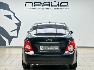 2013 Chevrolet Aveo II, чёрный, 515000 рублей, вид 4