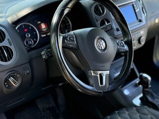 2015 Volkswagen Tiguan I Рестайлинг, белый, 2000000 рублей, вид 2