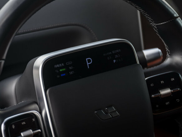 2023 Li Auto (Lixiang) L9 44.5 kWh I, чёрный - вид 11