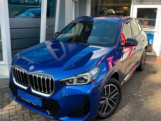2023 BMW X1 18d sDrive III (U11/U12), синий, 4300000 рублей, вид 1