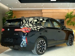 2025 BMW X3 Long 30L xDrive IV (G45/G48), чёрный, 7350000 рублей, вид 4