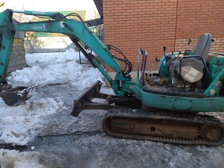 2000 Komatsu PC35, зелёный, 1100000 рублей, вид 3