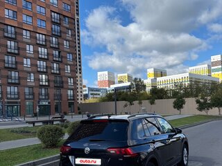 2017 Volkswagen Tiguan II, чёрный, 1670000 рублей, вид 5