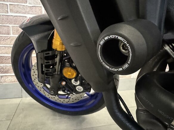 2023 Yamaha MT-09 (FZ-09), чёрный, 1182000 рублей - вид 12