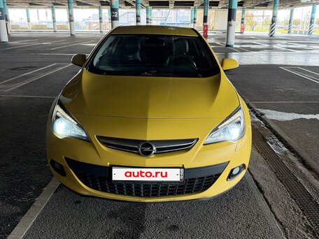 2014 Opel Astra GTC J Рестайлинг, жёлтый, 720000 рублей, вид 3