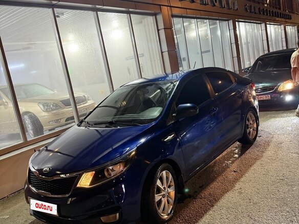 2016 Kia Rio III Рестайлинг, синий, 870000 рублей