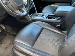 2018 Land Rover Discovery Sport I, чёрный, 1800000 рублей, вид 5