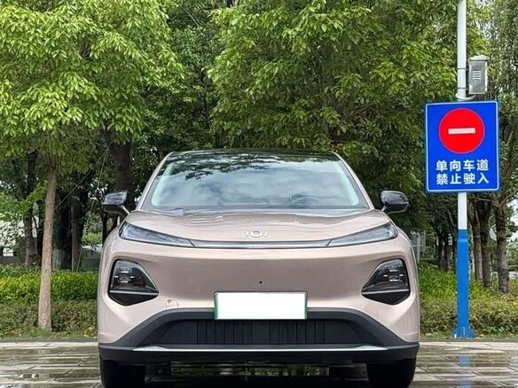 2026 Changan Qiyuan Q05 51.9 kWh II, бежевый - вид 1