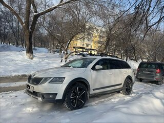 2017 Skoda Octavia Scout III (A7) Рестайлинг, белый, 2499888 рублей, вид 2