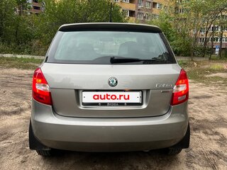 2011 Skoda Fabia II Рестайлинг, серый, 520000 рублей, вид 5