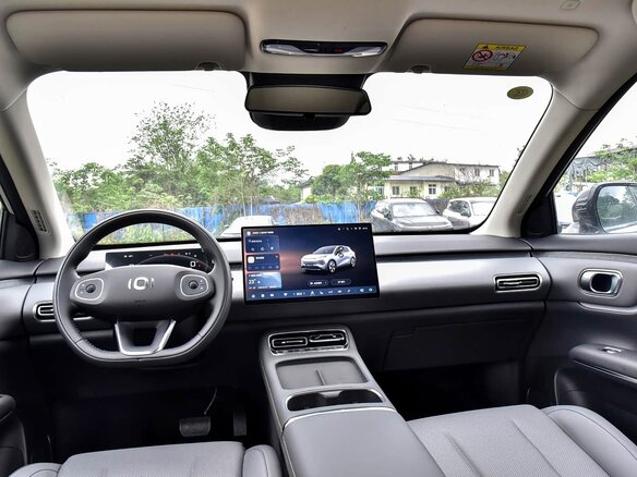 2026 Changan Qiyuan Q05 51.9 kWh II, серебристый, 2160007 рублей - вид 13