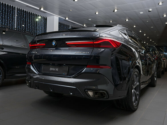 2024 BMW X6 40d III (G06) Рестайлинг, синий, 17300000 рублей - вид 6