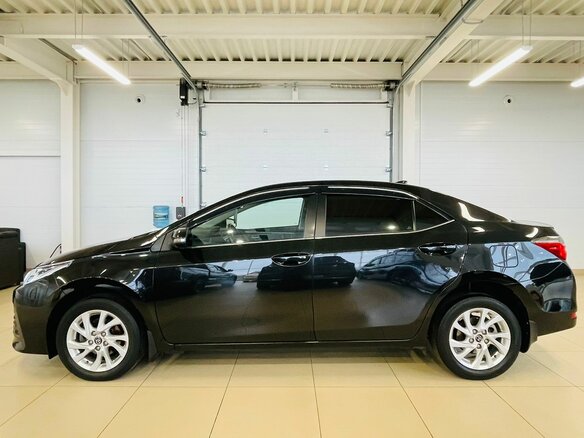 2017 Toyota Corolla XI (E160, E170, E180) Рестайлинг 1, чёрный, 1729000 рублей - вид 3