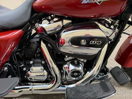 2023 Harley-Davidson Road Glide 3, красный, 3599000 рублей, вид 3