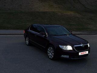 2010 Skoda Superb DSG II, пурпурный, 850000 рублей, вид 5