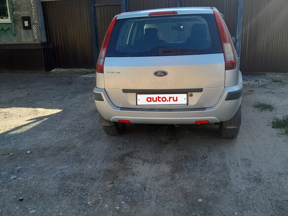 2008 Ford Fusion I Рестайлинг, серебристый, 340000 рублей - вид 3