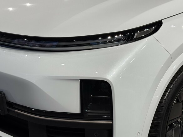 2026 Li Auto (Lixiang) L9 52.3 kWh I Рестайлинг, белый, 11990000 рублей - вид 10