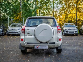 2011 Toyota RAV4 III (XA30) Рестайлинг, белый, 988000 рублей, вид 4