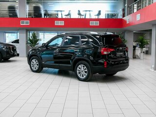 2015 Kia Sorento II Рестайлинг, чёрный, 1740000 рублей, вид 2