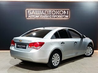 2011 Chevrolet Cruze I, серебристый, 720000 рублей, вид 4
