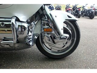 2005 Honda GL 1800 Gold Wing, белый, 1099000 рублей, вид 5