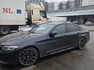 2020 BMW 5 серии 530i xDrive VII (G30/G31/G38) Рестайлинг, чёрный, 5200000 рублей, вид 4
