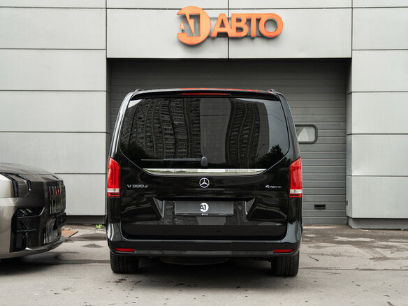 2023 Mercedes-Benz V-Класс Extra Long 300 d экстра длинный III (W447) Рестайлинг, чёрный, 12390000 рублей - вид 10