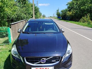 2011 Volvo V60 I, чёрный, 750000 рублей, вид 1