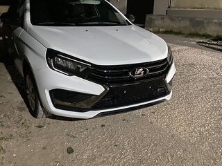 2024 Lada (ВАЗ) Vesta I Рестайлинг (NG), белый, 1420000 рублей, вид 2