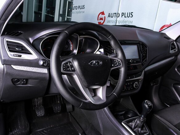 2018 Lada (ВАЗ) Vesta Cross I, белый, 1030000 рублей - вид 6